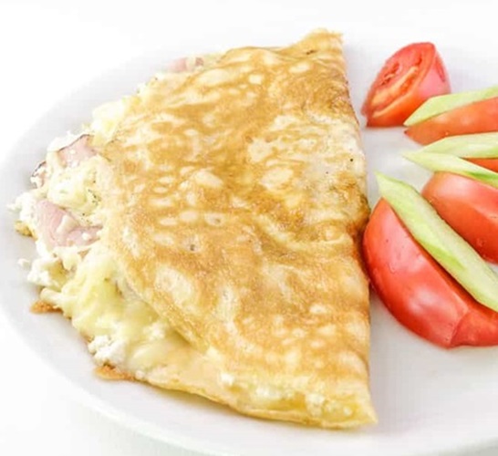 Омлет с шунка и кашкавал